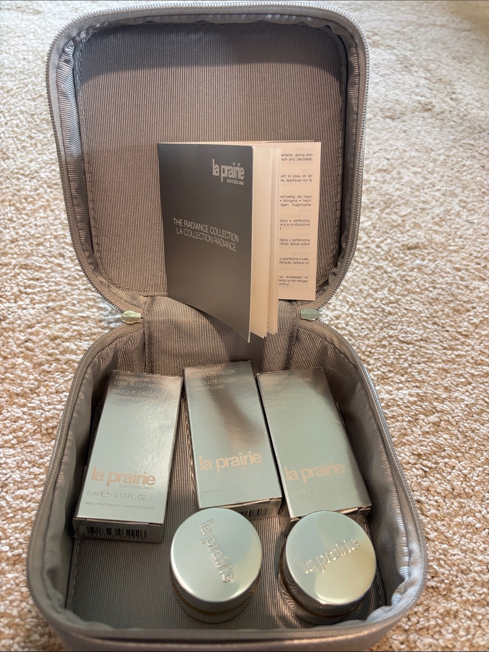 La Prairie Radiance Collection Set in Silver
